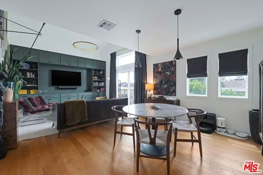 Los Angeles, CA 90066,12530 Venice BLVD #8