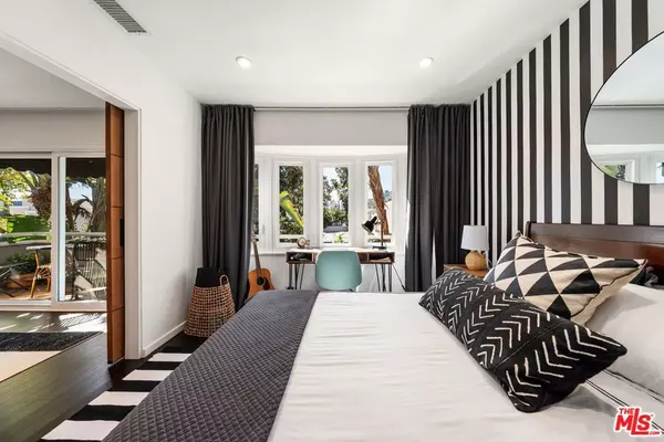 West Hollywood, CA 90046,1330 N Crescent Heights BLVD #10