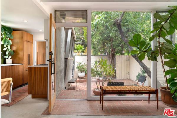 905 N Beverly Glen BLVD, Los Angeles, CA 90077