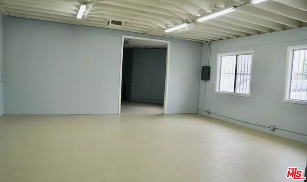 Huntington Park, CA 90255,2503 Randolph ST