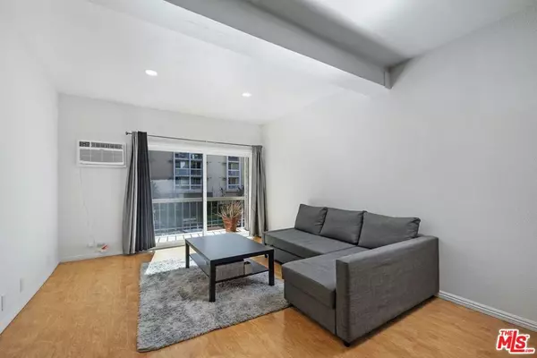 Los Angeles, CA 90024,1440 Veteran AVE #262