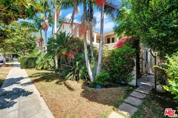 Beverly Hills, CA 90212,458 Smithwood DR