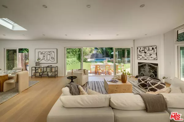 Beverly Hills, CA 90210,10120 Cielo DR