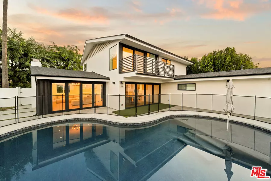 15655 Castlewoods DR, Sherman Oaks, CA 91403