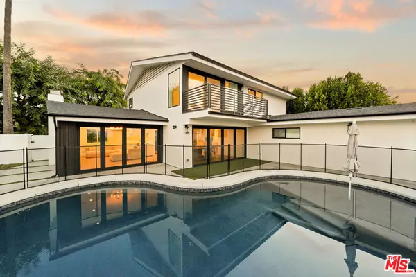 15655 Castlewoods DR, Sherman Oaks, CA 91403