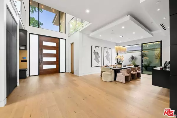 14812 Morrison ST, Sherman Oaks, CA 91403