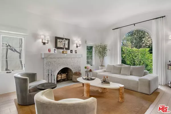 441 N Flores ST, Los Angeles, CA 90048