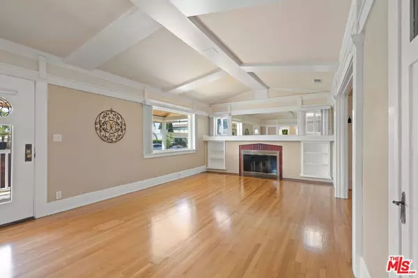 519 W Elm AVE, Inglewood, CA 90301