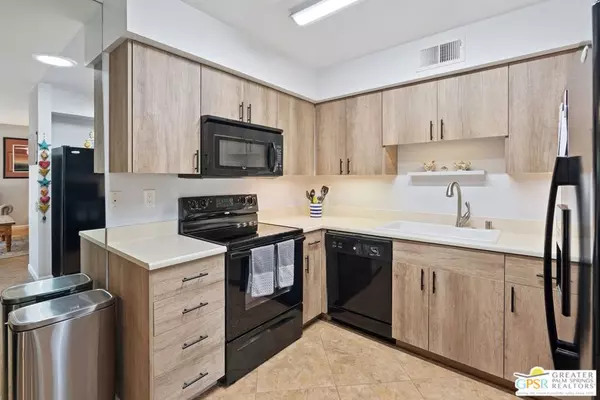 Palm Springs, CA 92262,1662 Sunflower CT