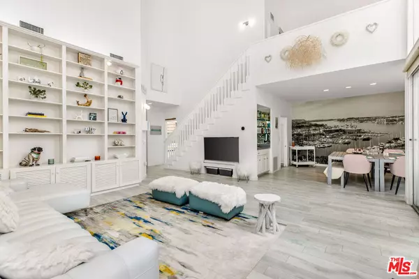 4342 Redwood AVE #C301, Marina Del Rey, CA 90292