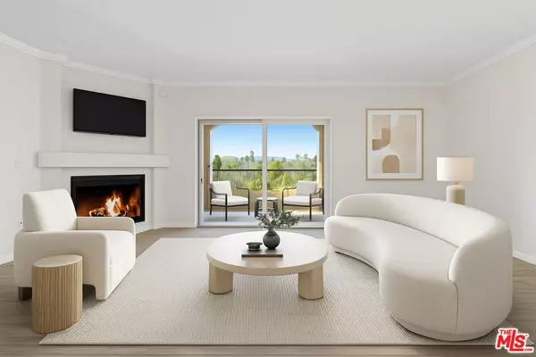 Los Angeles, CA 90034,3401 1/2 S Bentley AVE #306