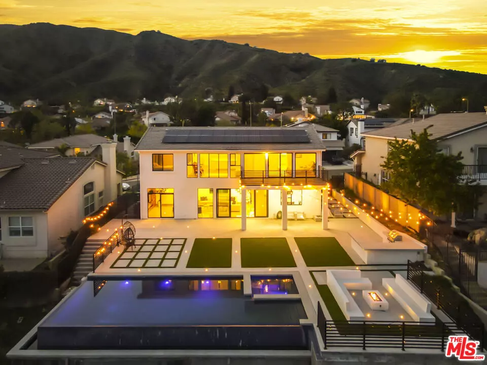 Granada Hills, CA 91344,17764 Sidwell ST