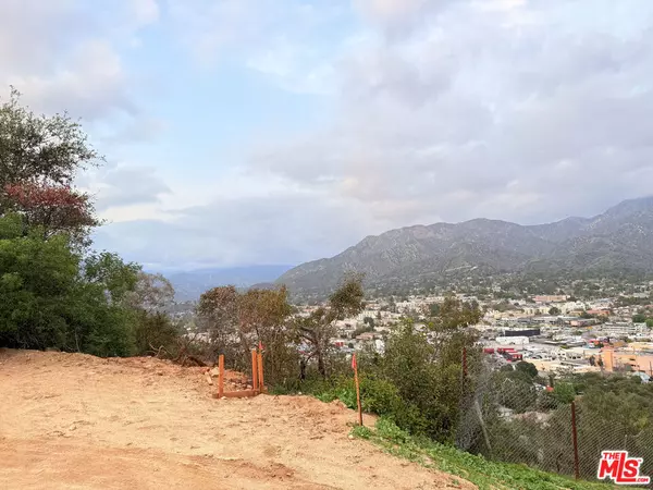 Tujunga, CA 91042,9749 N Estaban Way