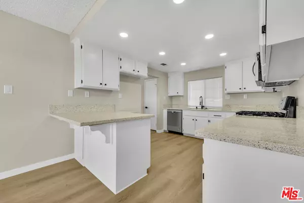 Lancaster, CA 93535,40968 174th Street East