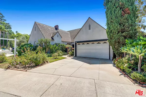 3141 E La Suvida DR, Los Angeles, CA 90068