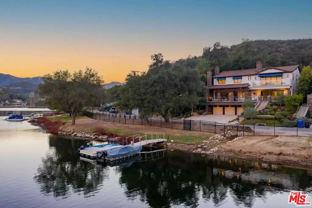 Lake Sherwood, CA 91361,111 Lake Sherwood DR