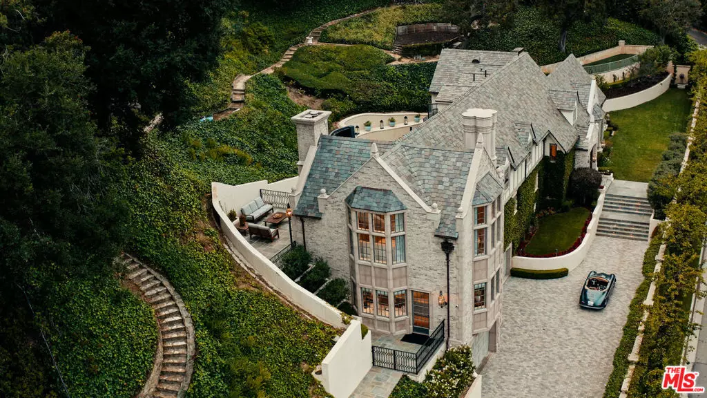 10950 Bellagio RD, Los Angeles, CA 90077