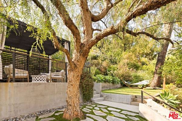 1057 Milwaukee AVE, Los Angeles, CA 90042