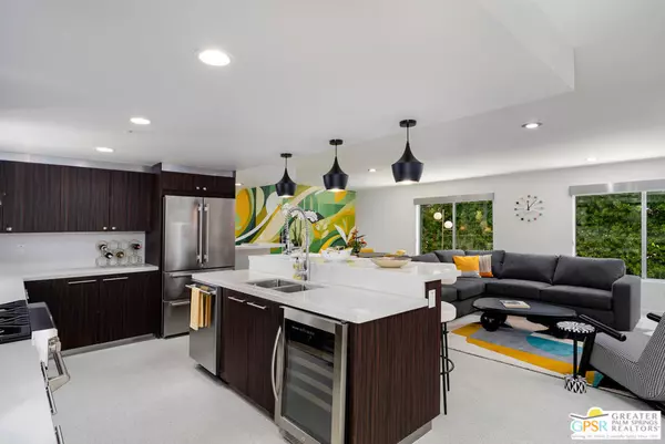 Palm Springs, CA 92264,588 E San Lorenzo RD #202