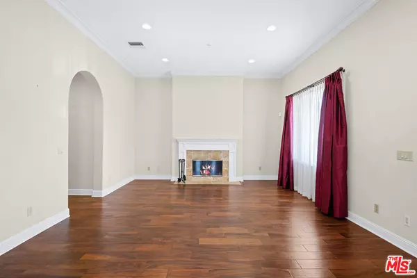 Pasadena, CA 91101,108 S El Molino AVE