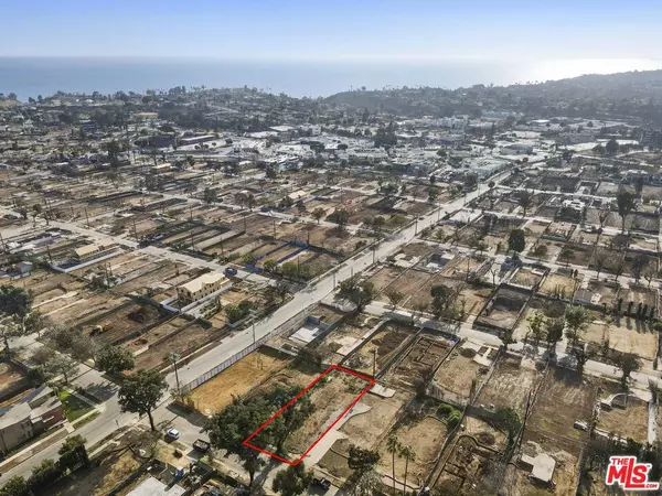 1111 Hartzell ST, Pacific Palisades, CA 90272