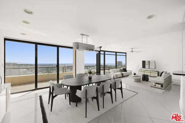 Marina Del Rey, CA 90292,4267 Marina City DR #PH 4