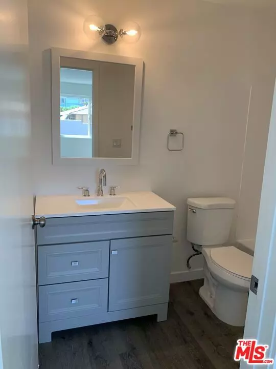 North Hills, CA 91343,8923 Orion AVE #15