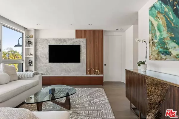 West Hollywood, CA 90069,728 N Sweetzer AVE #401