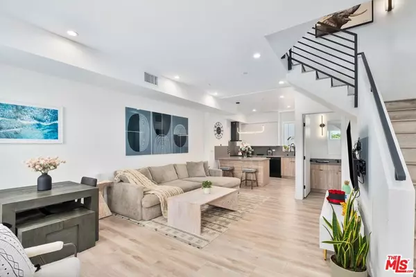 Los Angeles, CA 90066,4912 S Centinela AVE