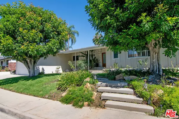 3552 Westfall DR, Encino, CA 91436