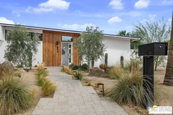 454 E Lindsey DR, Palm Springs, CA 92262