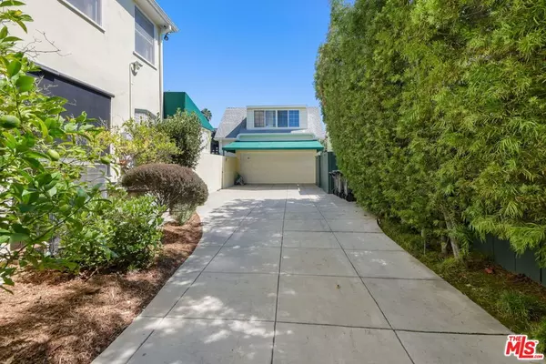 Los Angeles, CA 90004,218 Lorraine