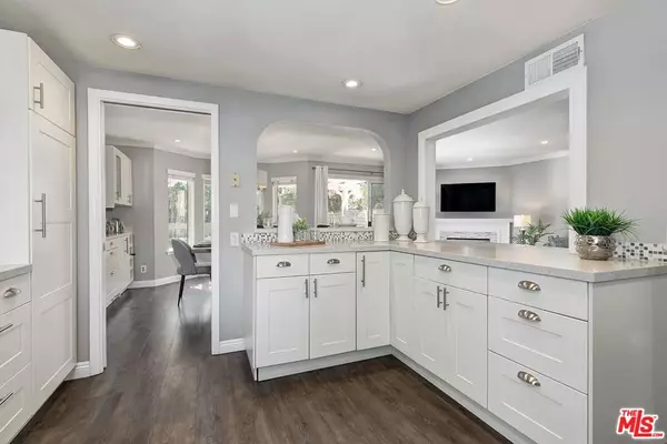 Agoura Hills, CA 91301,5311 Francisca WAY