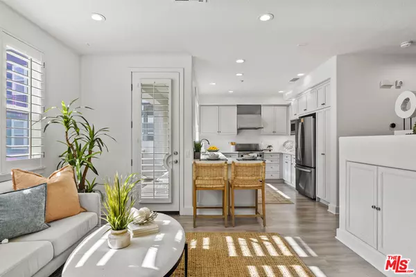 6010 Celedon Creek #4,  Playa Vista,  CA 90094