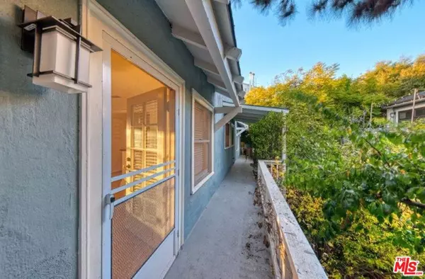 Santa Monica, CA 90405,3008 3rd ST #B