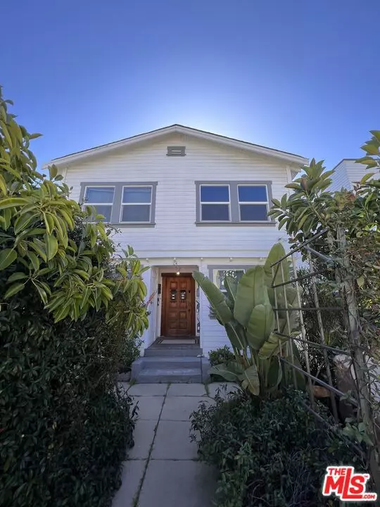 Venice, CA 90291,114 Paloma AVE