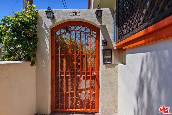 2702 11th ST #2, Santa Monica, CA 90405
