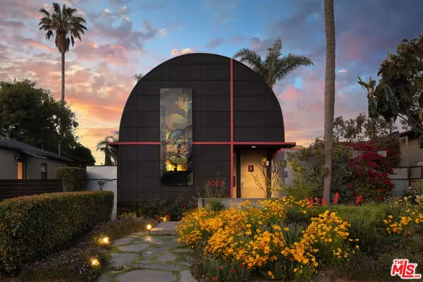 2008 Glencoe AVE, Venice, CA 90291