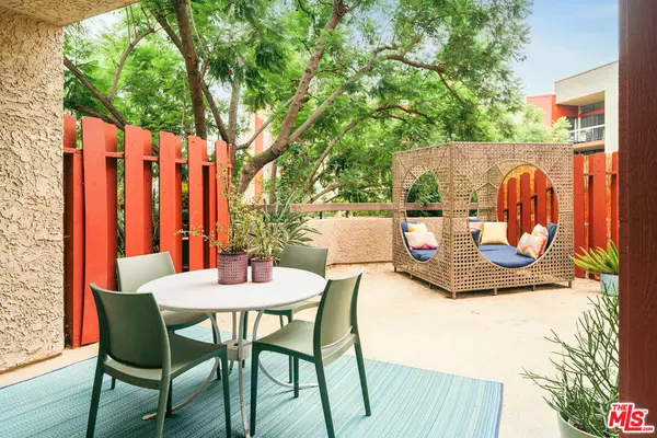 3961 Via Marisol #112, Los Angeles, CA 90042