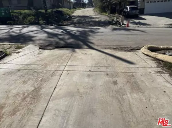 Altadena, CA 91001,3321 Raymond AVE