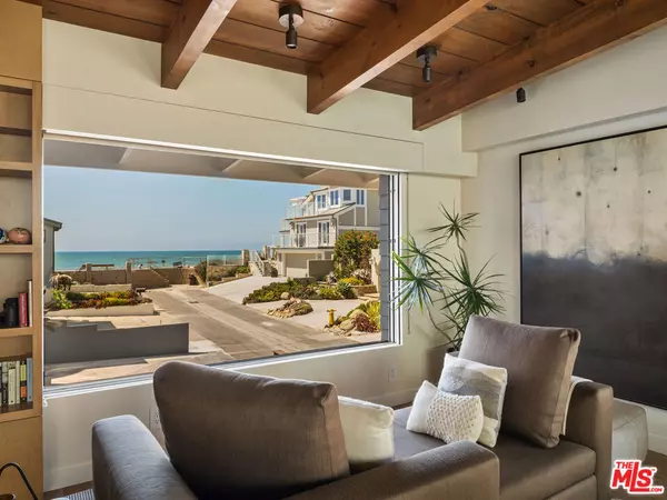 1424 Nathan LN, Ventura, CA 93001