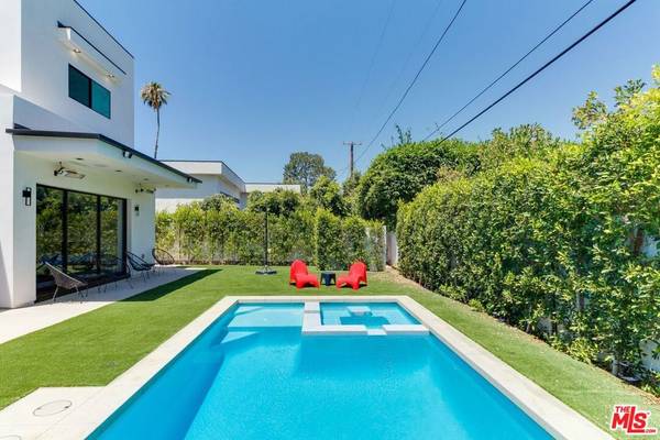 Encino, CA 91316,18015 Martha ST