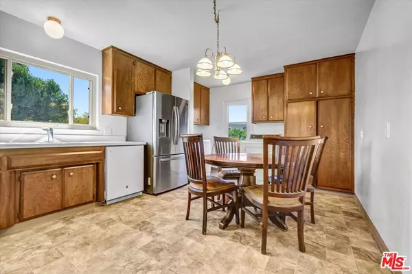 Long Beach, CA 90815,2541 Gondar AVE