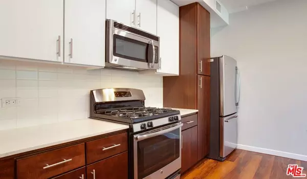 Venice, CA 90291,1000 Lake Street #1
