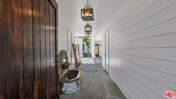 Malibu, CA 90265,30718 Pacific Coast HWY