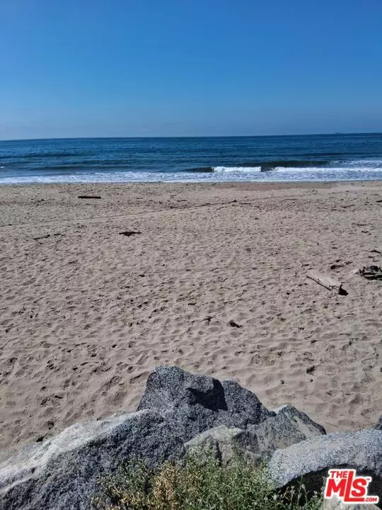 Ventura, CA 93001,7099 Sunland AVE