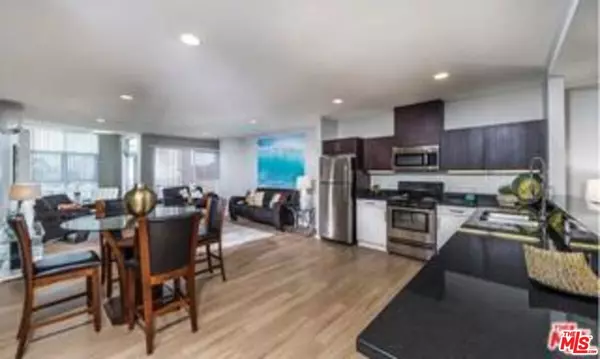 Long Beach, CA 90802,245 PINE AVE #530