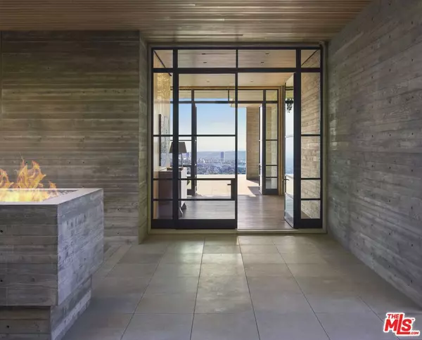 Los Angeles, CA 90046,7661 Curson TER