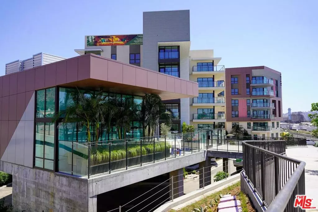 Burbank, CA 91502,800 N Front ST #1520
