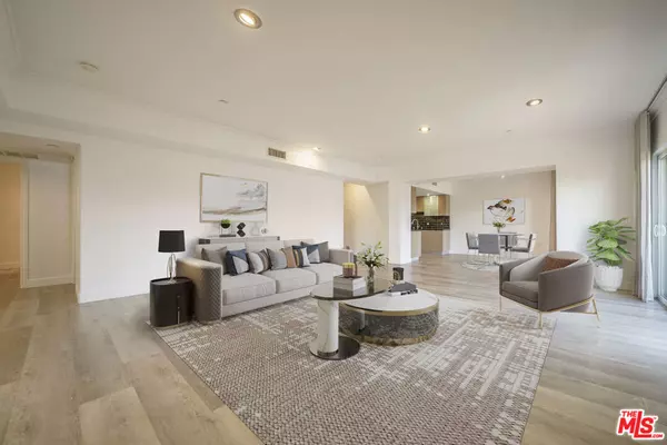 970 S St Andrews PL #306, Los Angeles, CA 90019